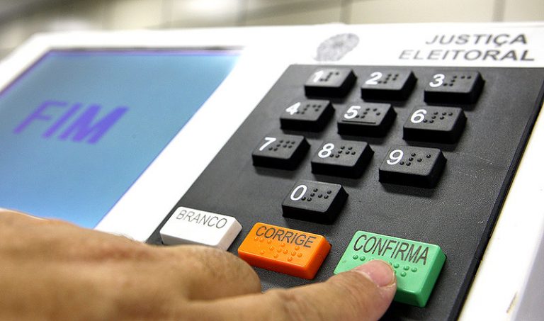 urna eletrônica eleições