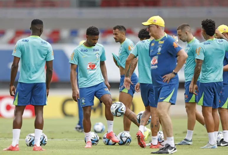 Brasil enfrenta Venezuela em penúltimo compromisso de 2024 precisando da vitória nas Eliminatórias