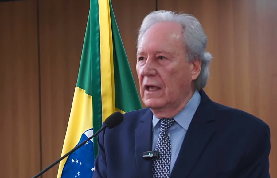 FireShot Capture 4527 - Lewandowski apresenta versão da PEC da Segurança Pública com sugestõ_ - www.youtube.com.jpg