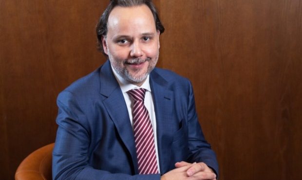 ‘Pé-na-Bunda’ para quem não defende Lula, propõe advogado de grupo petista