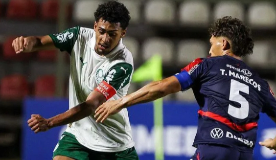 FireShot Capture 3408 - Conmebol aplica punições contra o Cerro Porteño após ato racista com_ - www.cnnbrasil.com.br.jpg