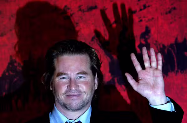 2025-04-02t040210z-1105404980-rc2fpda5uos4-rtrmadp-3-people-val-kilmer.avif