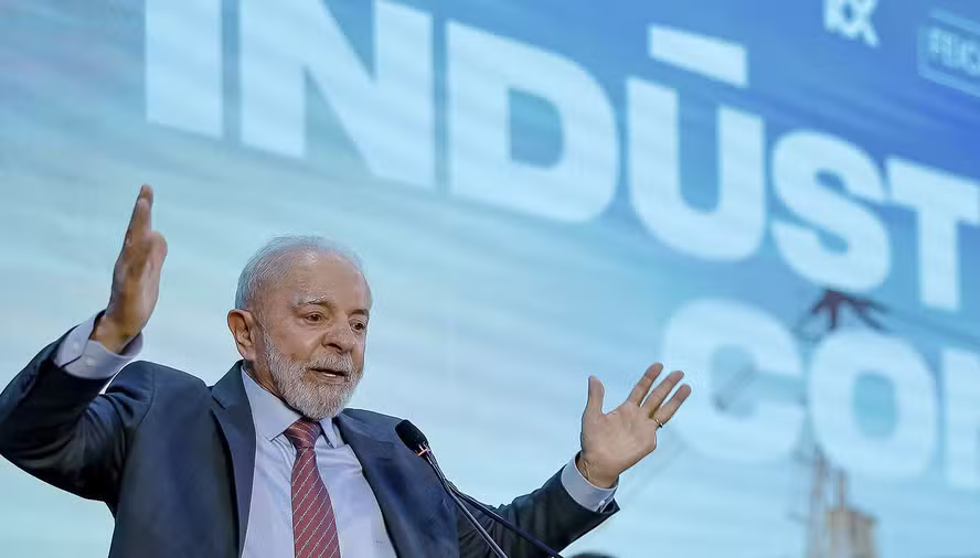 Ministra 'bonita', diretora do FMI 'mulherzinha' e paixão pelas 'amantes': Lula enfileira falas machistas no 3º mandato