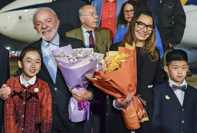 Lula leva 220 pessoas à Ásia e gasta mais de R$ 4 milhões