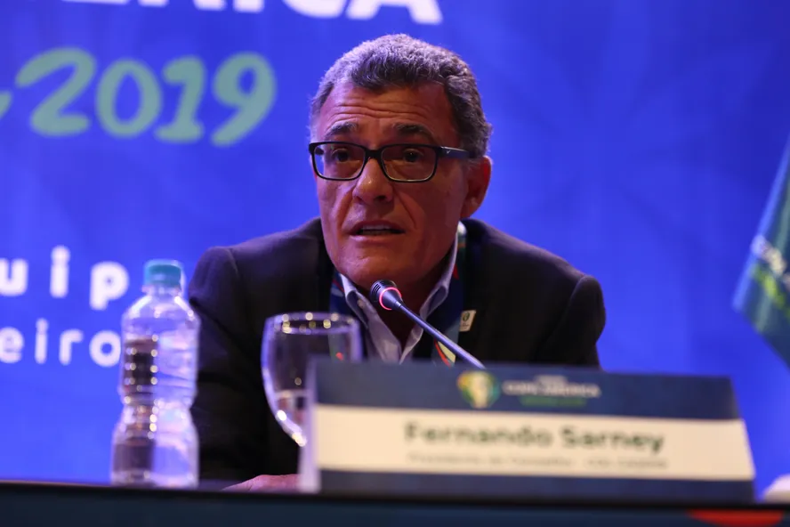 Fernando Sarney toma posse e decreta urgência por eleição na CBF