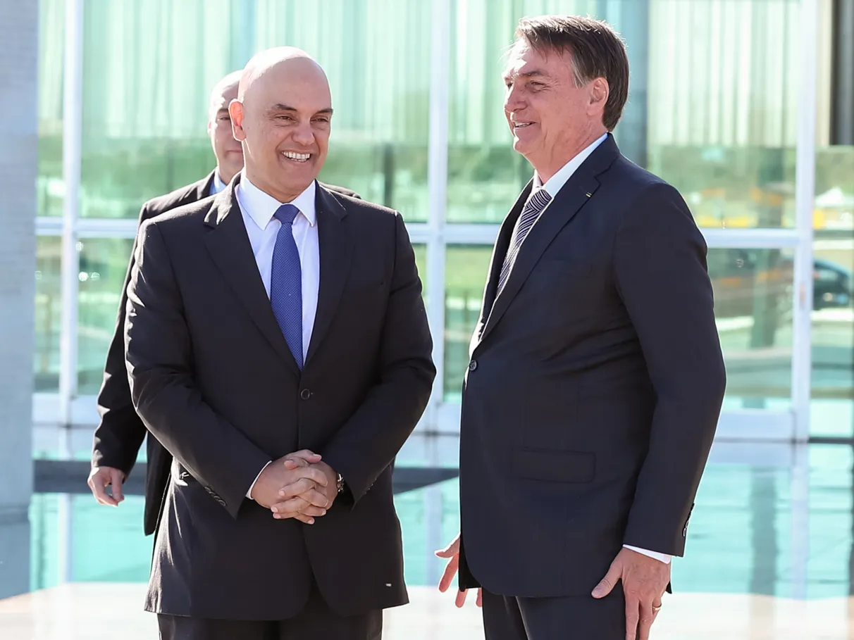 ALEXANDRE-MORAES-JAIR-BOLSONARO-2019-02.webp