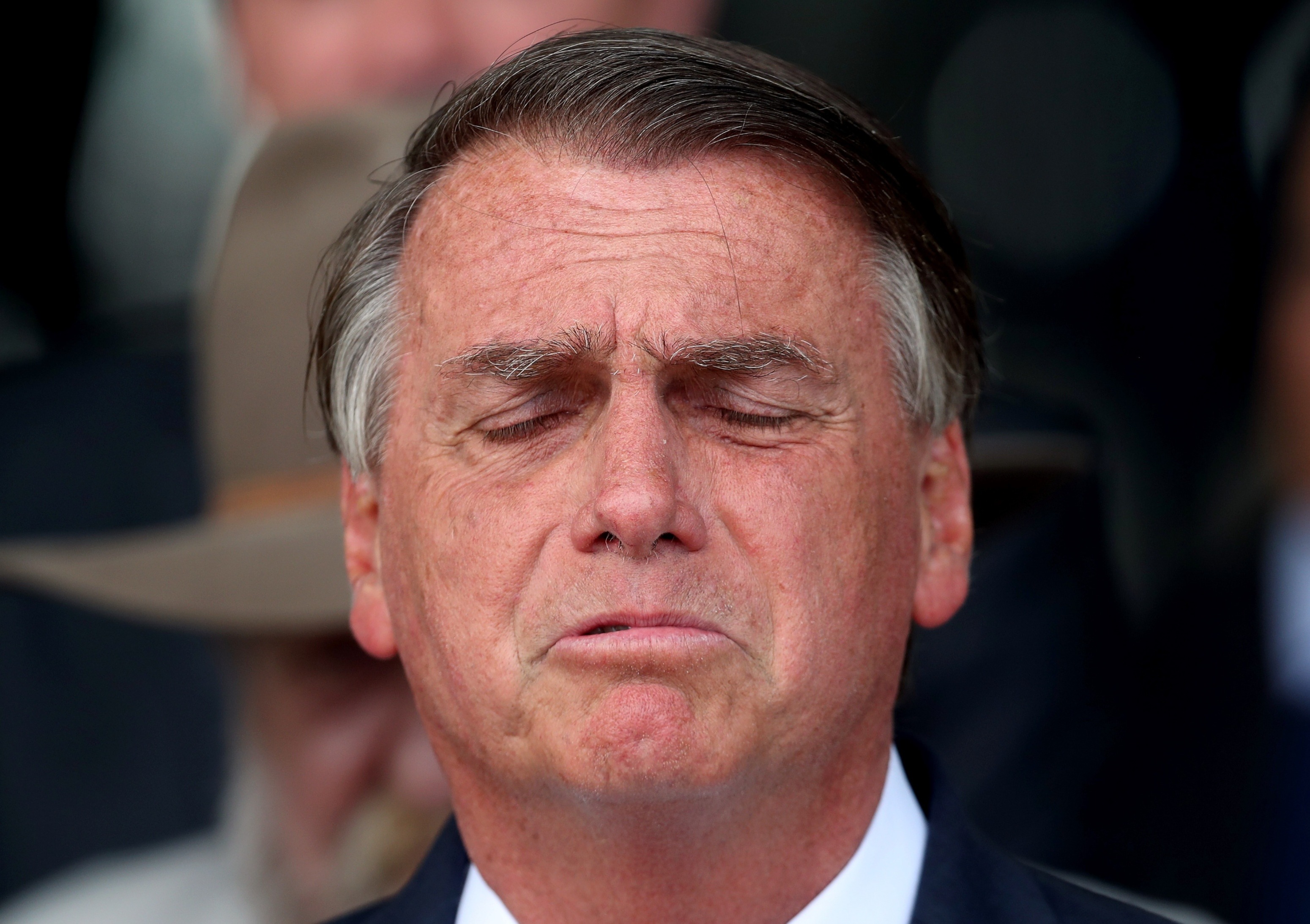 jair-bolsonaro-acompanha-fala-do-governador-reeleito-do-df-ibaneis-rocha-mdb-no-palacio-da-alvorada-1664999141058_v2_4x3.jpg