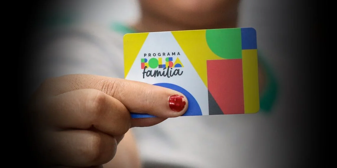 1,4 milhão omitem cônjuge para receber Bolsa Família