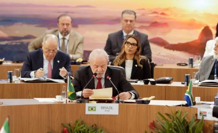 Janja repete G20 e ocupa lugar de destaque em cúpula do Brics no Rio