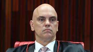 Globo News faz torcida organizada a favor de Moraes
