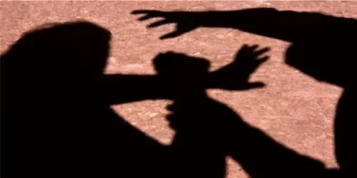 Idoso tenta abusar de criança de 11 anos dentro de farmácia