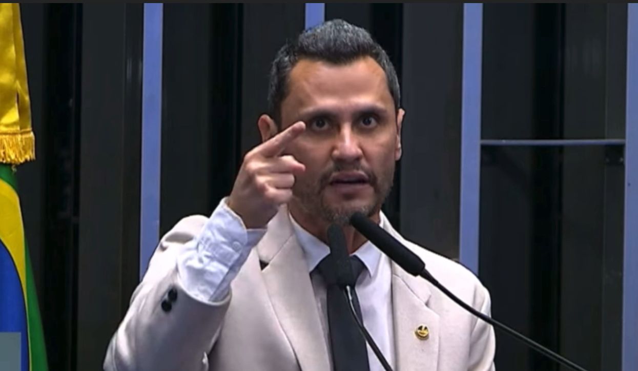 senador cleitinho