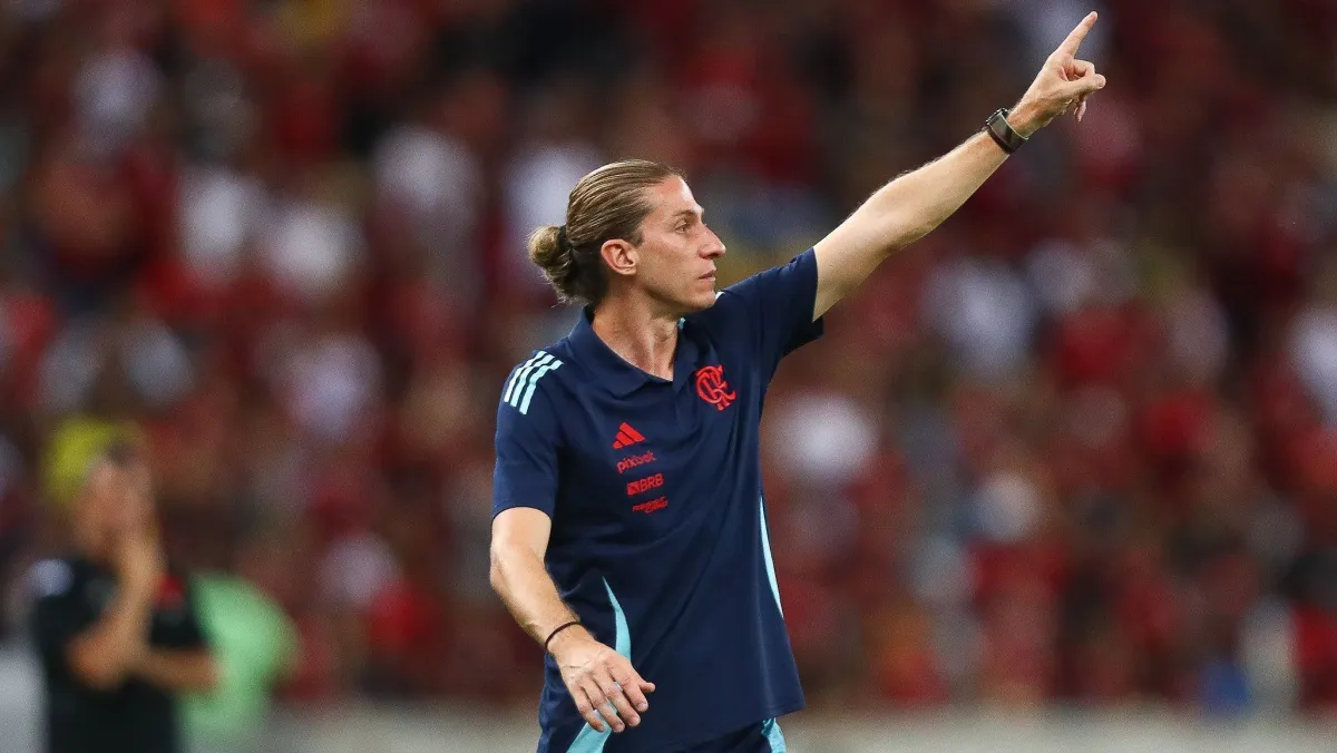 Flamengo renova com Filipe Luís até 2027