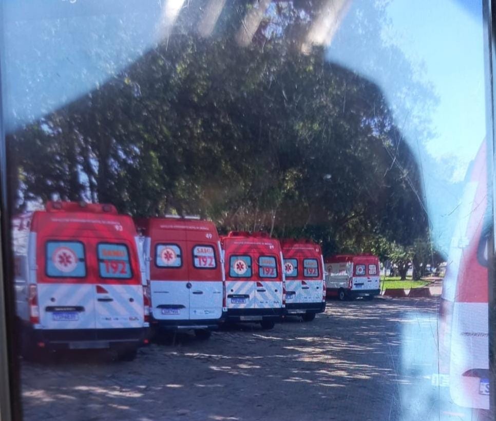 Viaturas do Samu estadual paradas e telefonistas com pagamentos atrasados