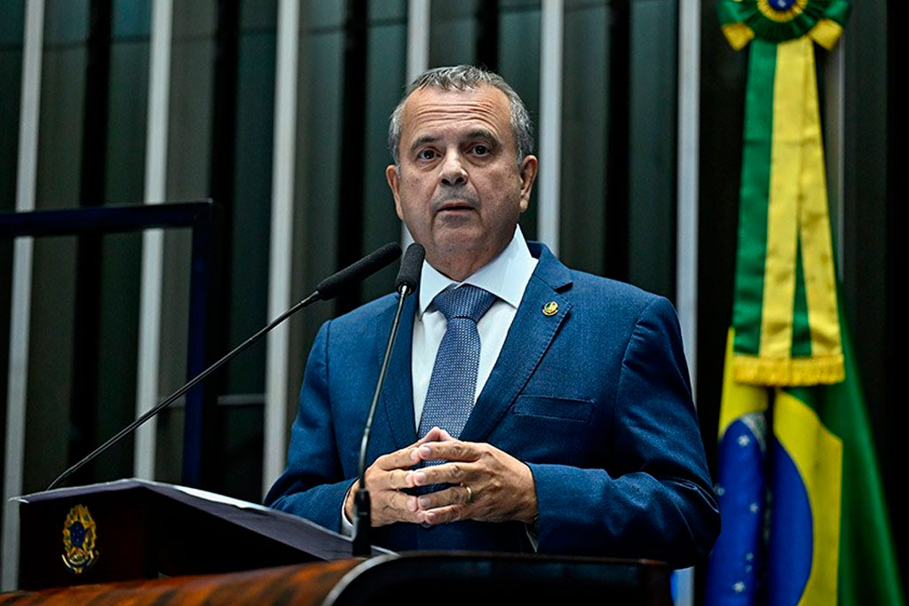 Revogar visto de assessor de Trump é provocação, diz Rogério Marinho