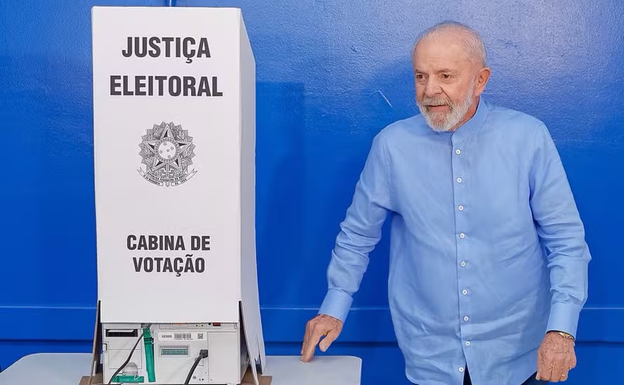 Lula vota em São Bernardo do Campo (SP) — Foto: Ricardo Stuckert / divulgação