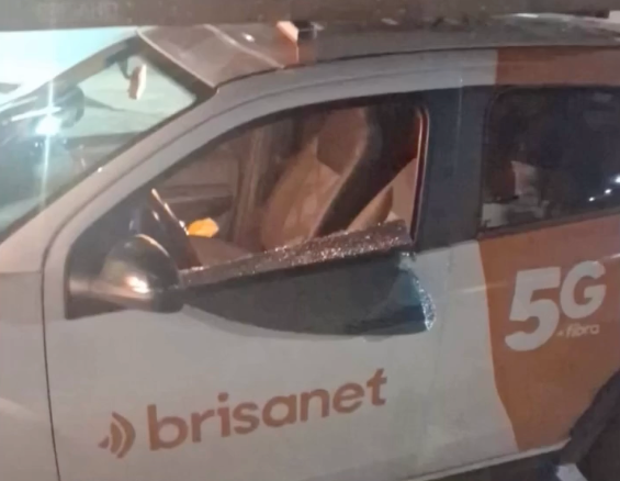carro da brisanet foi atingido por tiros em Natal