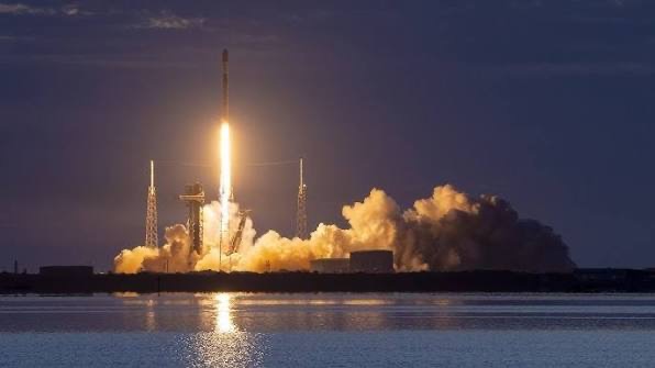 foguete B1067 - Falcon 9 | starlink