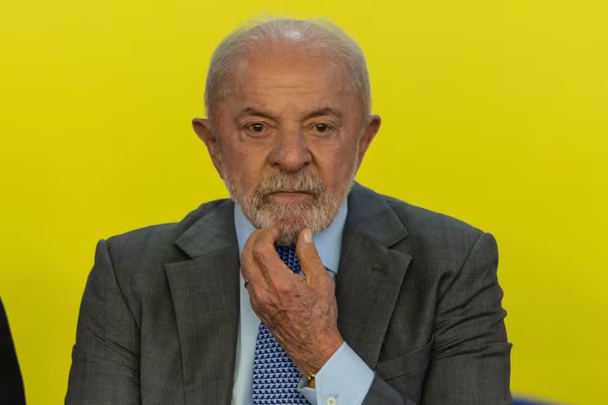 O presidente Lula no Palácio do Planalto — Foto: Brenno Carvalho / Agência O Globo