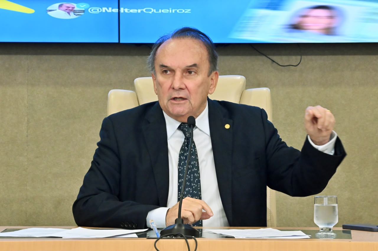 Nelter Queiroz