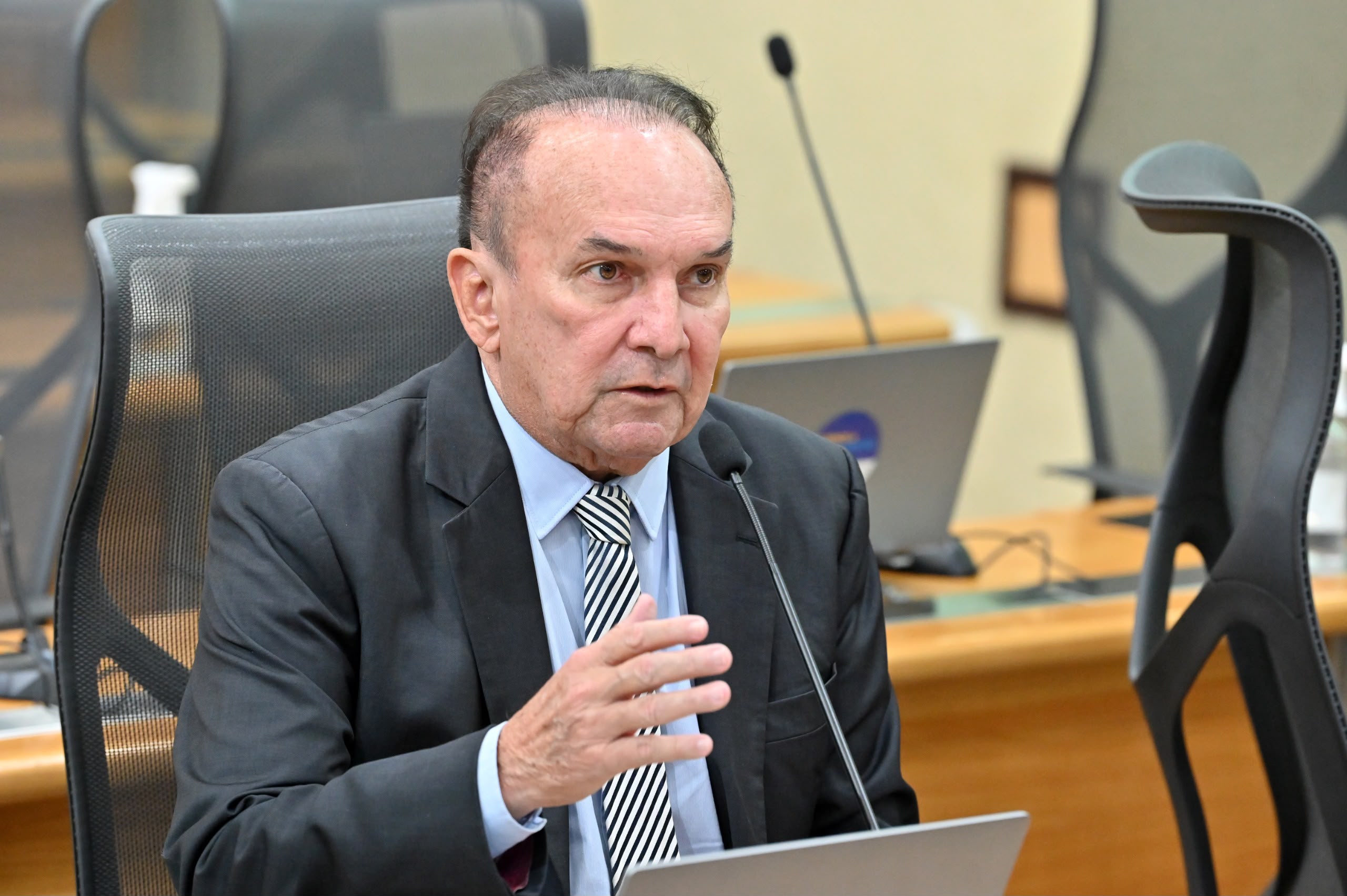 Nelter Queiroz alerta para riscos ao abastecimento hídrico do Seridó e pede diálogo sobre operação de barragens