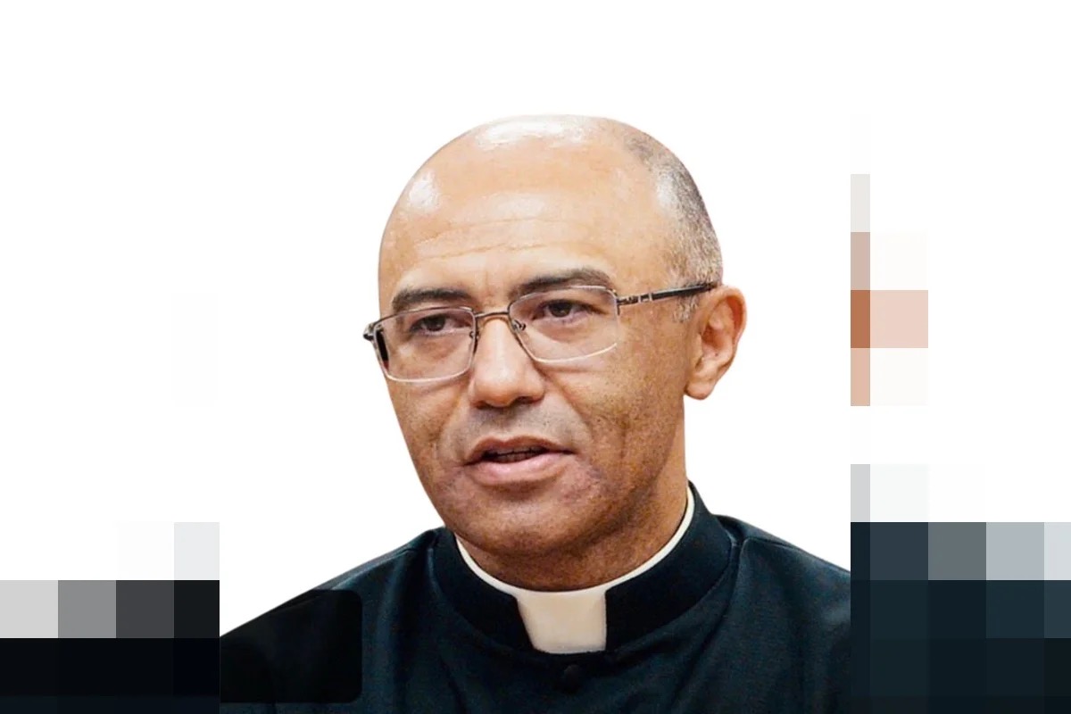 padre Françoá Costa