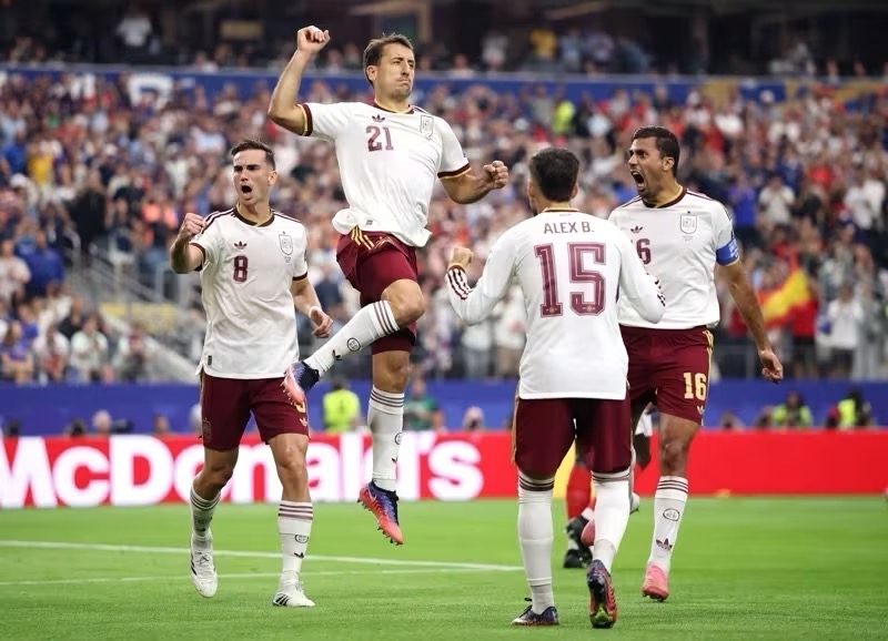 Oyarzabal comemora pênalti convertido em França x Espanha pela semifinal da Copa do Mundo   •  Divulgação/Fifa