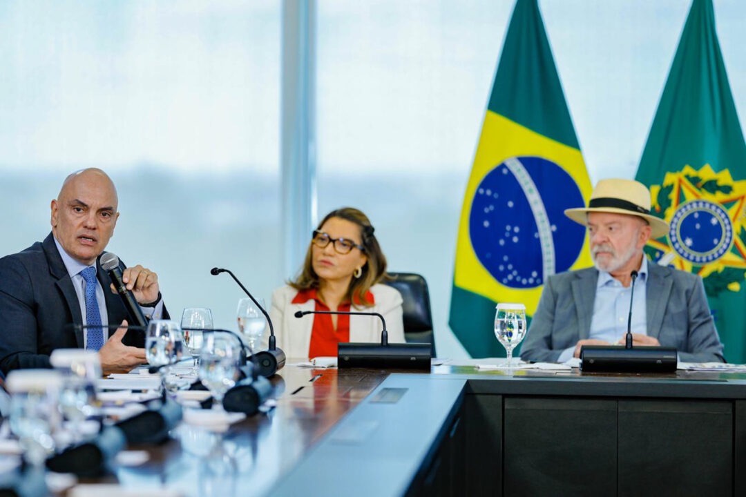 ALEXANDRE DE MORAES, JANJA E LULA | Foto: Ricardo Stuckert
