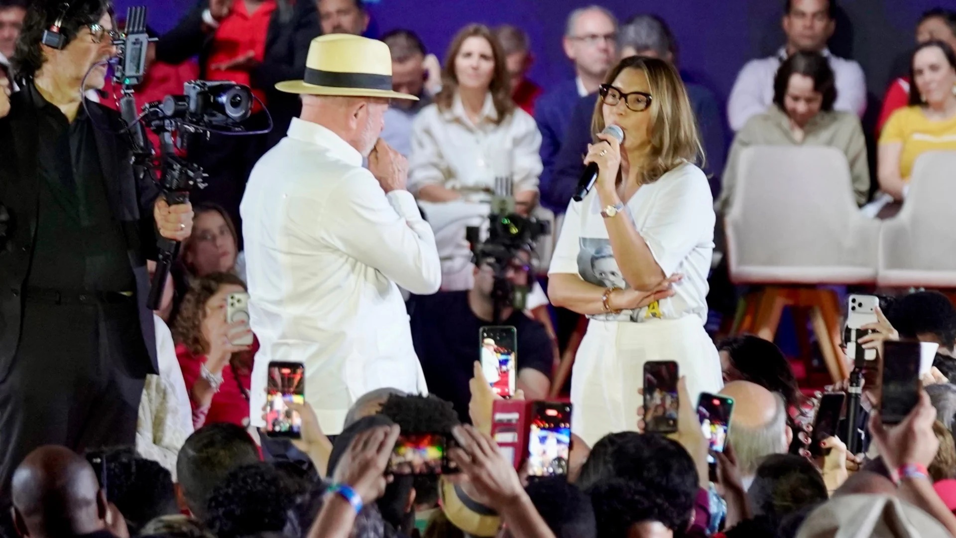 LULA E JANJA NA CONVENÇÃO DO PT | REPRODUÇÃO