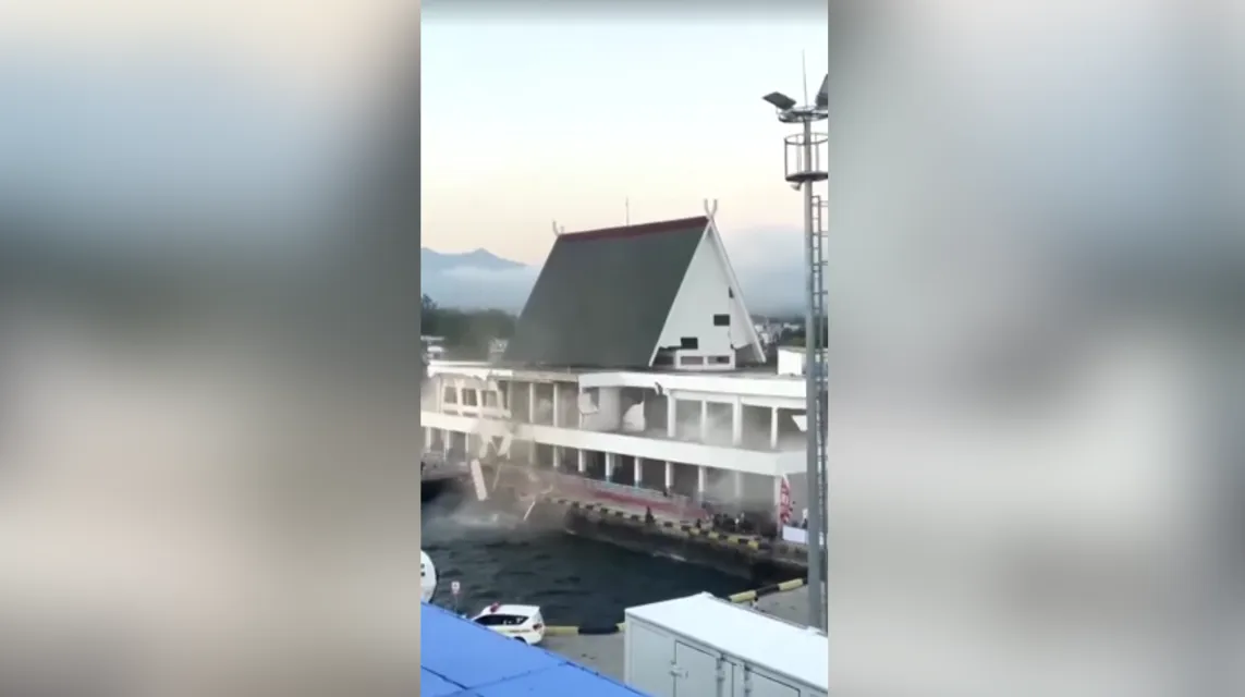 Terremoto de magnitude 7,7 deixa ao menos 38 mortos na Indonésia