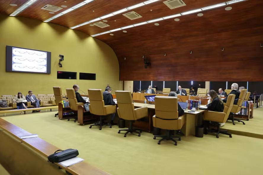 Ministros no plenário do Supremo Tribunal Federal — Foto: Rosinei Coutinho/STF