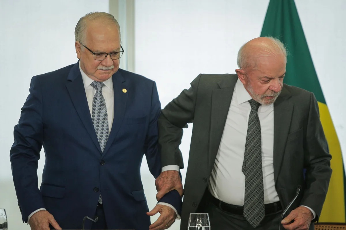 EDSON FACHIN E LULA | BRENO ESAKI/METRÓPOLES @BrenoEsakiFoto