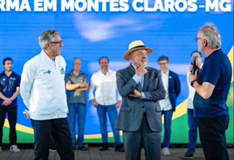 Lula é acusado de usar o cargo e a estrutura do governo para fazer campanha em uma fábrica de Montes Claros - Foto: assessoria.