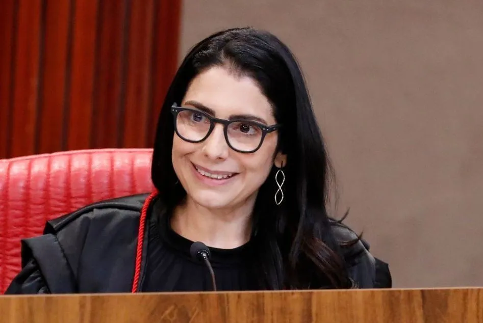 Estela-Aranha-e-Floriano-Azevedo-e1790921059959.webp