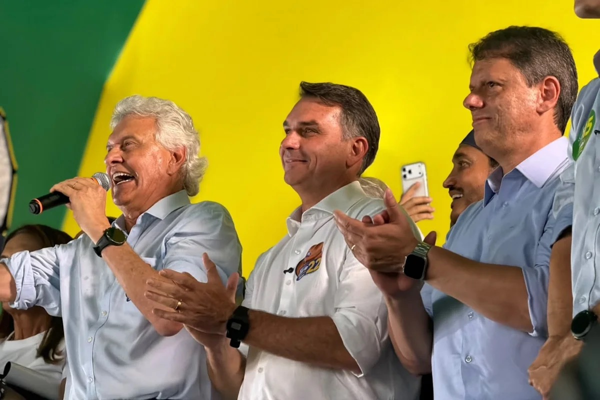 Ronaldo Caiado, Flávio Bolsonaro e Tarcísio de Freitas | Sam Pancher/Metrópoles