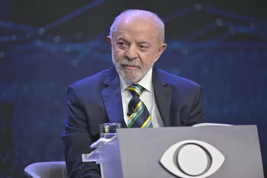 Presidente Lula no debate da Band — Foto: Renato Pizzutto/Band