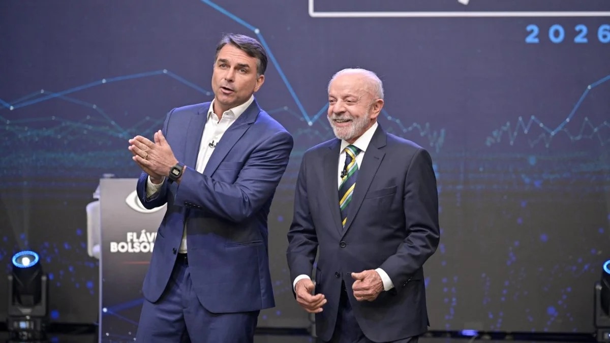 Flávio Bolsonaro e Lula no debate da Band