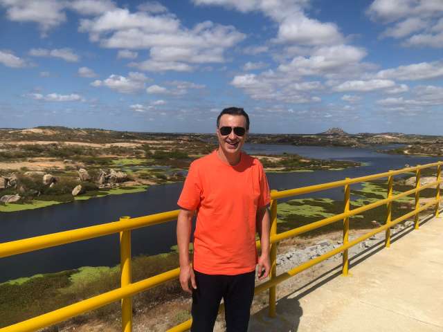 Leonardo Rêgo visita Barragem de Oiticica e lembra relação com a obra