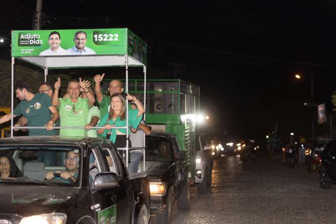 Henrique recebe apoio do presidente da Câmara de Acari e é recepcionado  com festa em Caicó