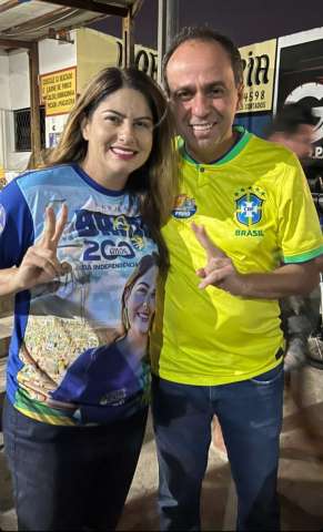 Campanha de Roberta Lacerda ganha o interior ao lado de Fábio Dantas