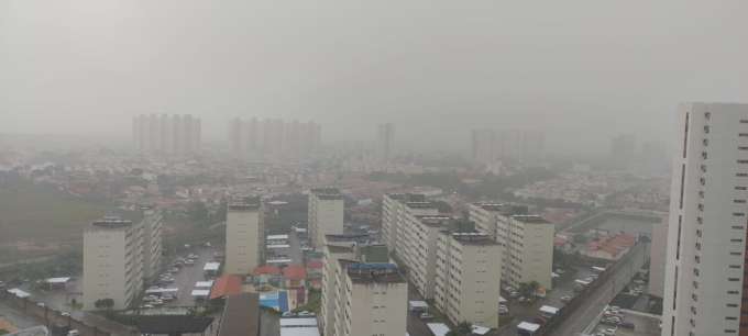 Chuva faz morro do Careca 